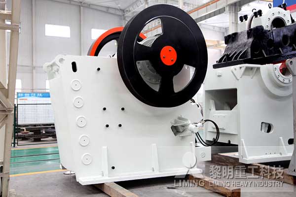 顎式破碎機生產為何會發生劇烈震動？